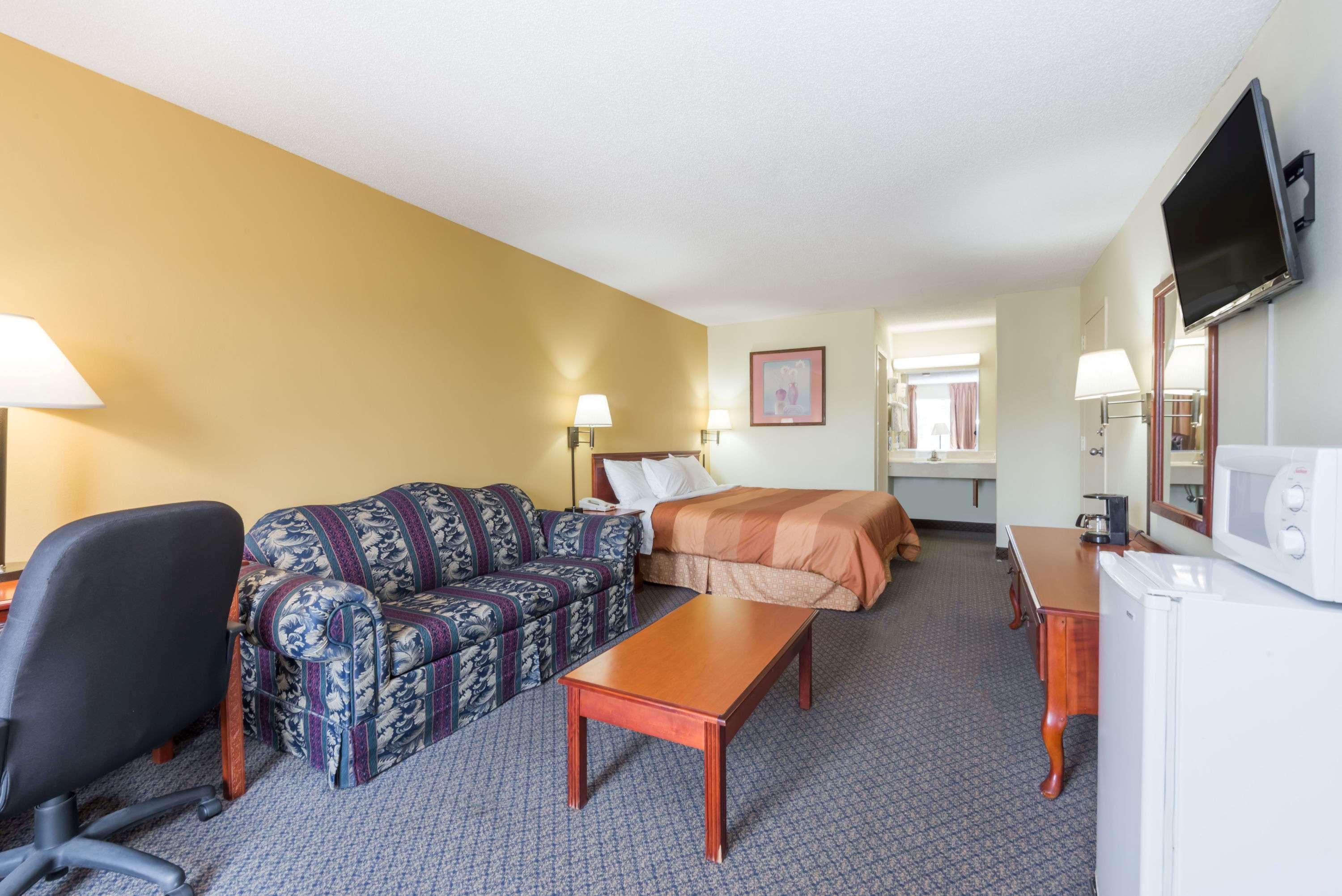 Days Inn By Wyndham Fort Payne Exterior foto